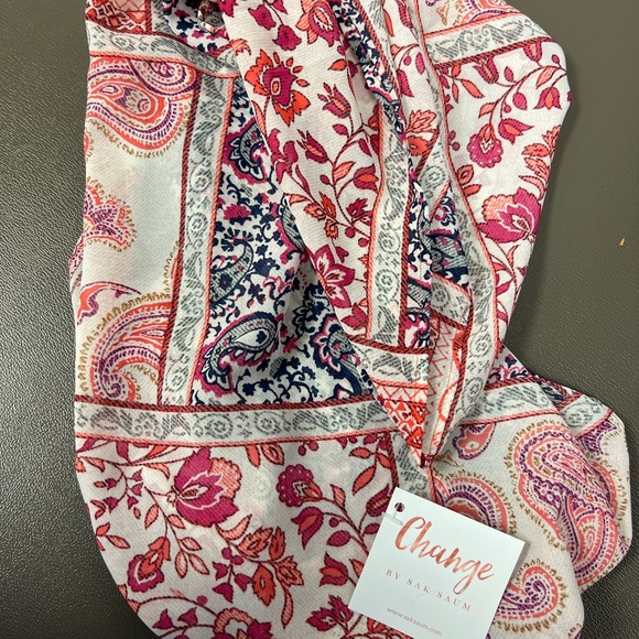 Infinity scarfs - Picture 1 of 1